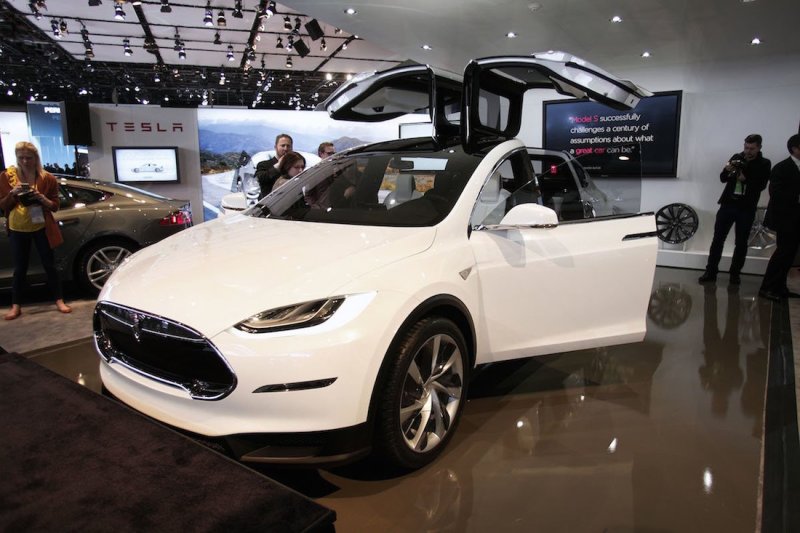 Tesla Model X, Detroit, 2014