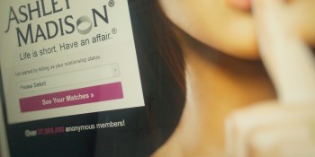 Ashley Madison fires back, says ratio of men to women is 1.2 to 1 with thousands still signing up