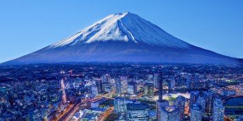 Netflix taps SoftBank to offer carrier billing for Japan launch, app will be pre-installed on phones