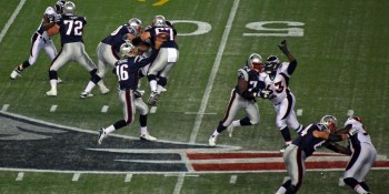 Facebook gets its real-time trending hub into NFL games — and your second-screen experience