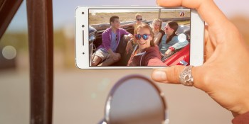 Selfie fans: Lenovo is launching a ‘dual selfie camera’ smartphone