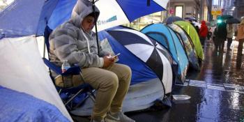 In pictures: Apple faithful already forming lines in front of Friday’s iPhone 6s launch