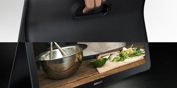 Samsung’s giant 18.4″ Galaxy View tablet hits Verizon for $25 per month on 2-year plan