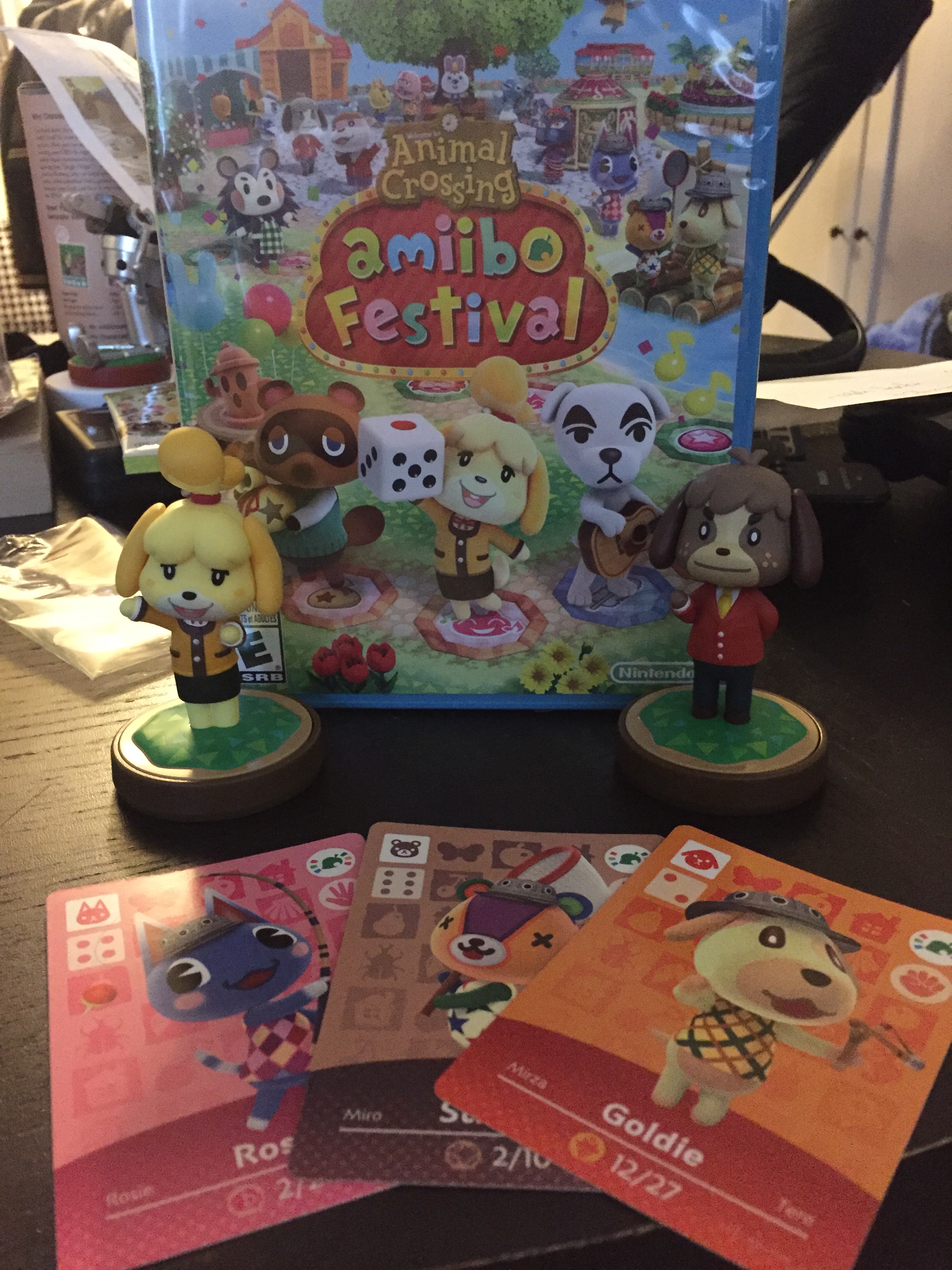 Everything included in the Amiibo Festival bundle. 