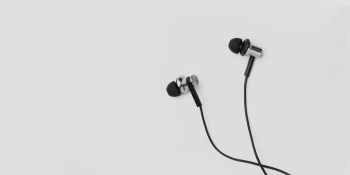 Xiaomi’s new $15 high-fidelity in-ear headphones don’t suck