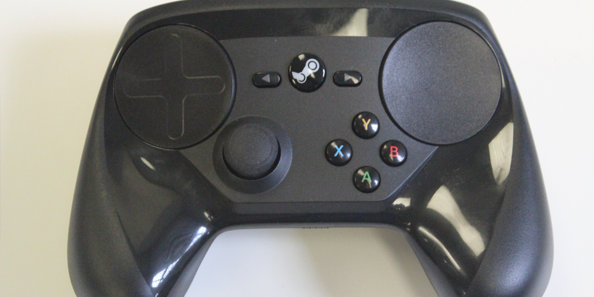 Steam Controller mid shot