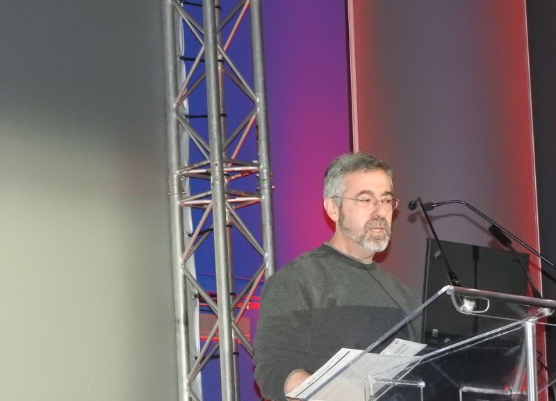 Warren Spector, creator of Deus Ex, wants players to solve their own puzzles and create their own stories in games.