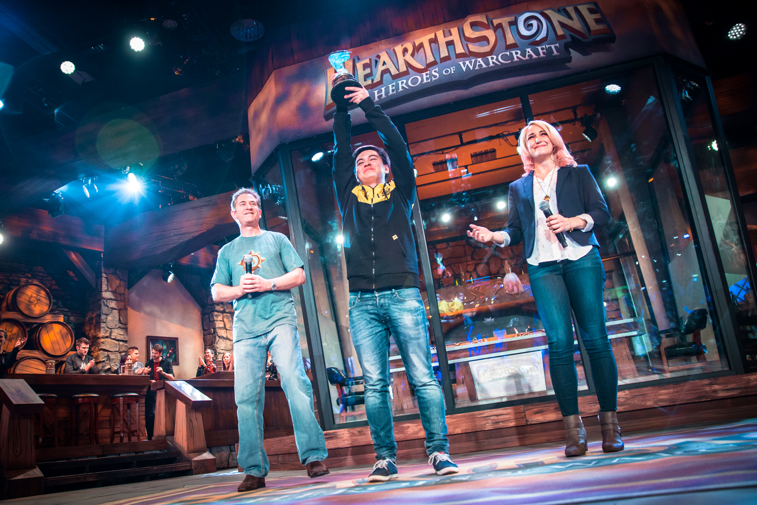 Sebastian "Ostkaka" Engall (middle) won the 2015 Hearthstone championship. 