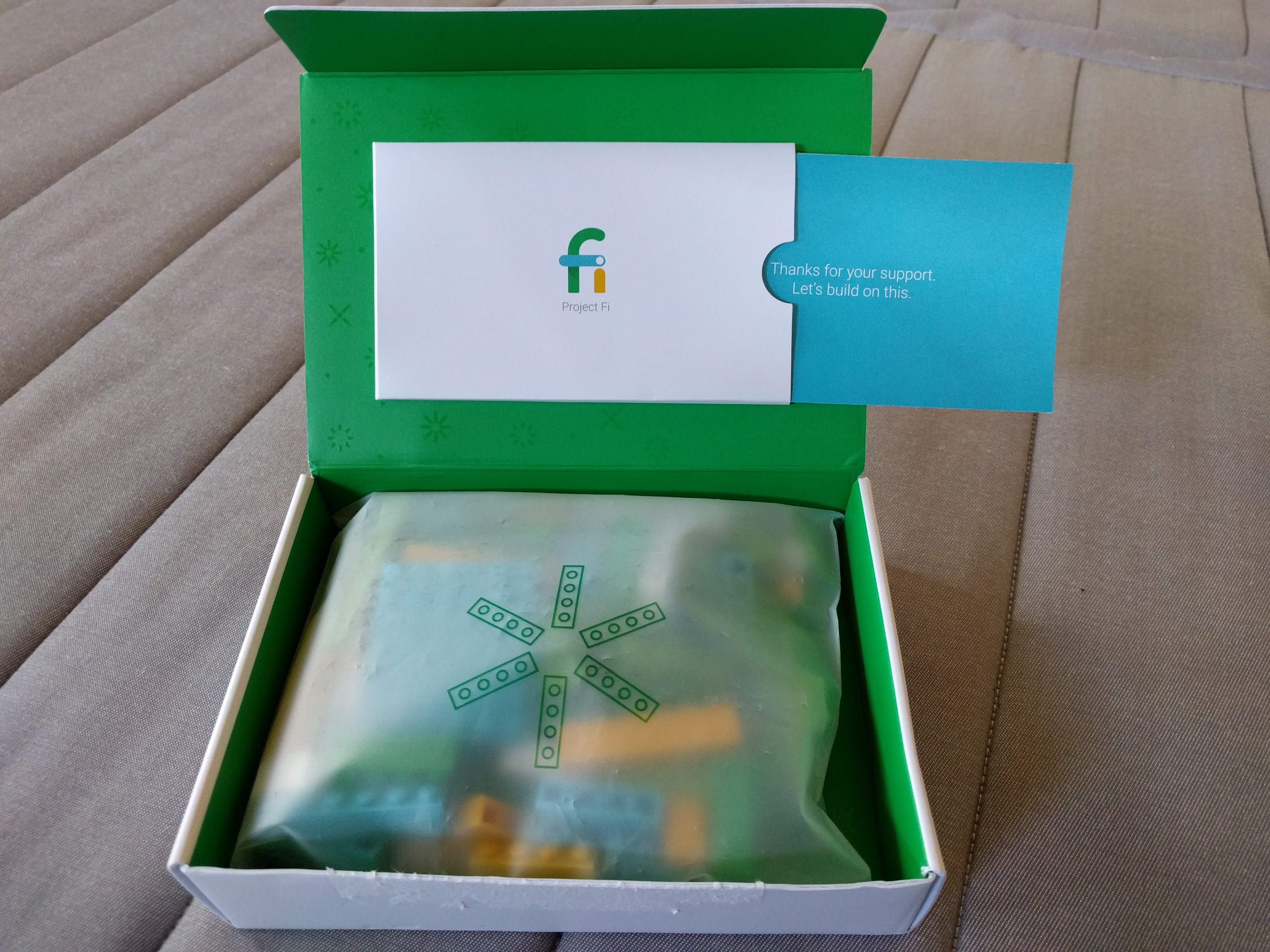 Aww, thanks for the Project Fi Lego set, Google.