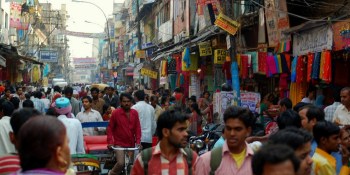 India’s m-commerce landscape in 2016: hyperlocal and growing fast