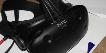 HTC Vive slightly beats Oculus Rift when it comes to developer loyalty