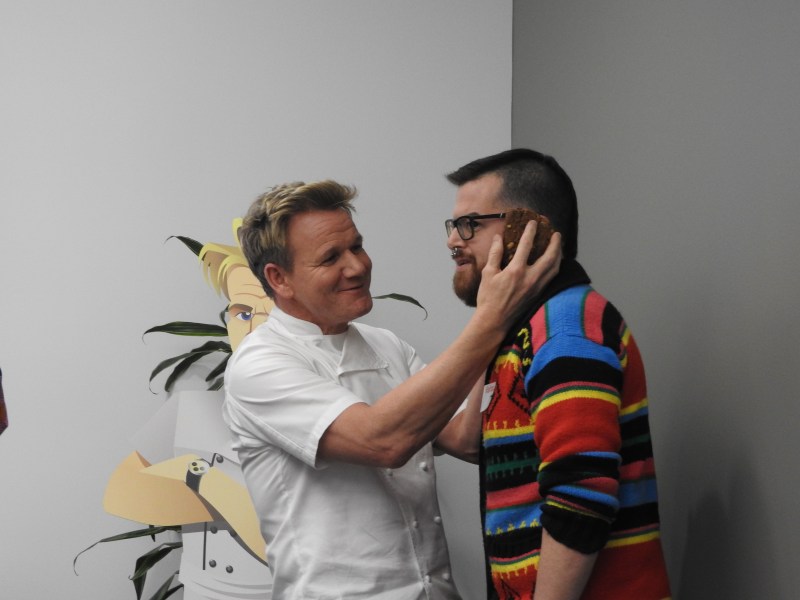 Gordon Ramsay playfully creates an "idiot sandwich" with a journalist.