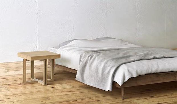 Kamarq bedside table