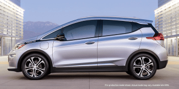 Tesla Model 3 preorder frenzy should have Chevy Bolt green with envy