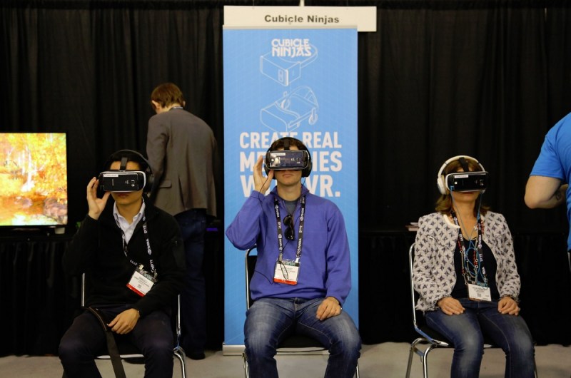 Samsung Gear VR users at SVVR Expo.