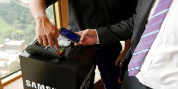 Samsung targets Apple Pay with mobile wallet strategy