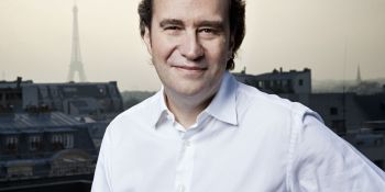 Xavier Niel explains 42: the coding university without teachers, books, or tuition