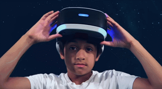Using special tracking methods, effects specialists can put a VR player inside of a VR game in a video.