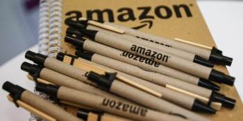 As Trump pledges U.S. jobs boost, Amazon plans to increase headcount by 55% to 280,000 over 18 months