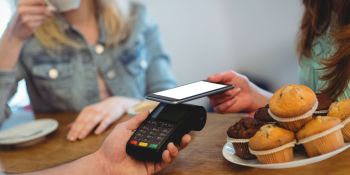 Mobile wallets drive in-store sales, but non-payment is the key to mass adoption