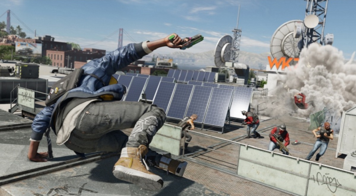 Taking on a gang on the rooftops in Watch Dogs 2.