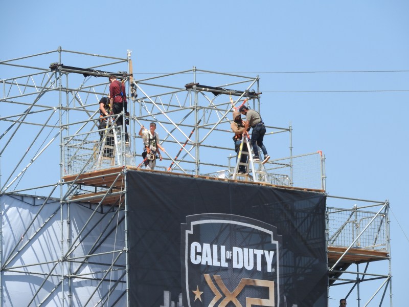 The zip lines are back at Call of Duty XP 2016.