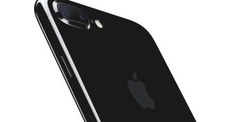 Apple confirms iPhone 7 Plus and jet black iPhone 7 already sold out