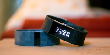 Fitbit holiday sales forecast falls short, stock tanks 30%