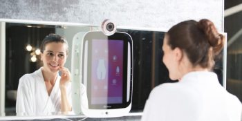 HiMirror unveils smart beauty mirror that analyzes your skin