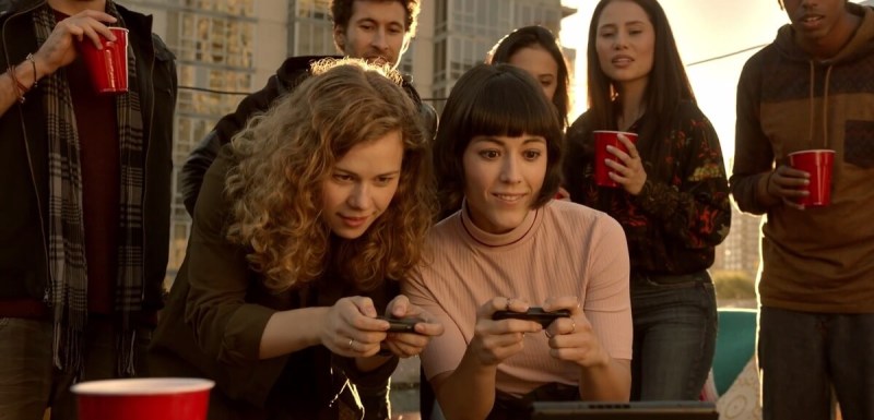 Young adults are part of the Nintendo Switch target market.