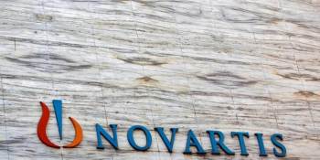 Novartis backs off from 2016 date for testing Google’s smart contact lens