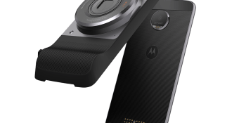 Android Nougat update will make Moto Z and Moto Z Force the first non-Google phones to support Daydream