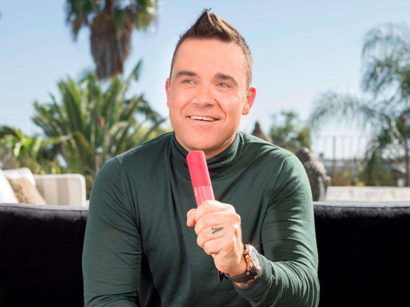 Robbie Williams with Electric Jukebox