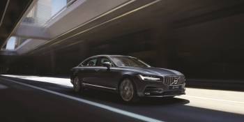 There’s a robot driving the 2017 Volvo S90, and it freaked me out