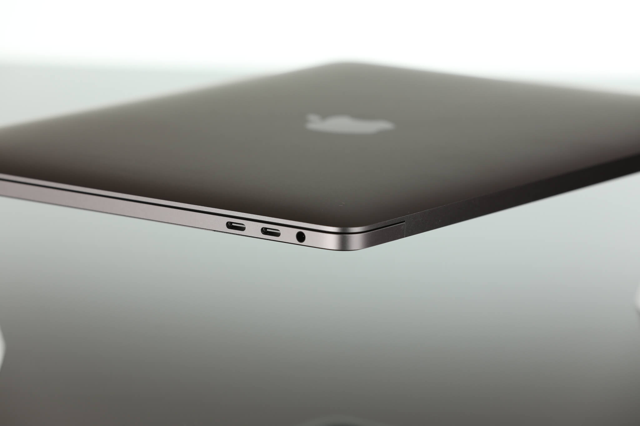 The 2016 13-inch MacBook Pro is 0.59 inches thick.