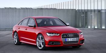 How Apple CarPlay in the 2017 Audi S6 makes driving easier