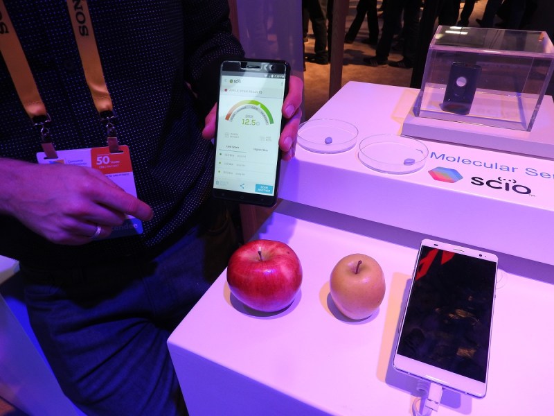 Changhong's H2 smartphone can identify a sweet apple and fake Viagra.