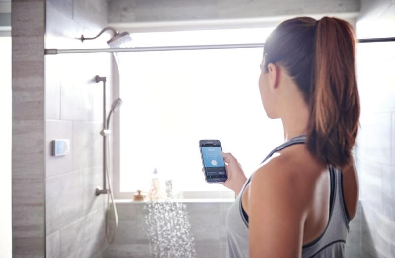 Your Moen smart shower can notify you when your water temperature is just right.