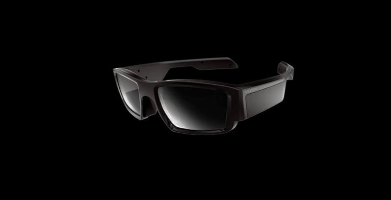 Vuzix smartglasses have the projector housed in the side bar.