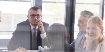 8 steps to building a strong board of directors