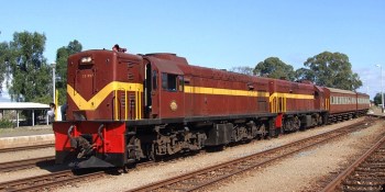 How autonomous car technology can help GE’s freight trains run better