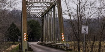 Kentucky’s AppHarvest seeks to create high-tech greenhouse jobs in coal country