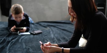 How to weaponize our tech addiction: A ‘stickiness gap’ law