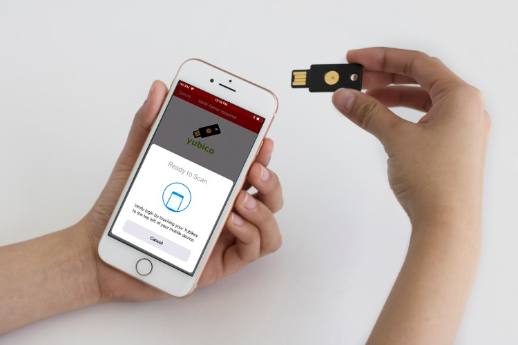LastPass using the new Yubico NFC scanning feature with an iPhone 8.