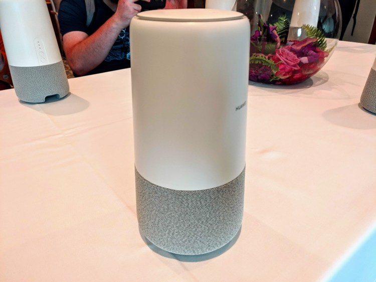 Huawei AI Cube