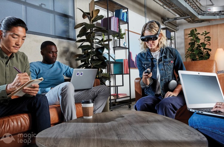 Magic Leap has a 4:3 aspect ratio.