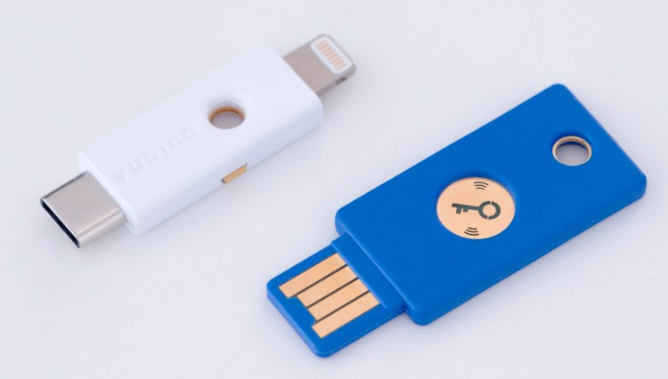Security Key NFC & YubiKey for Lightning