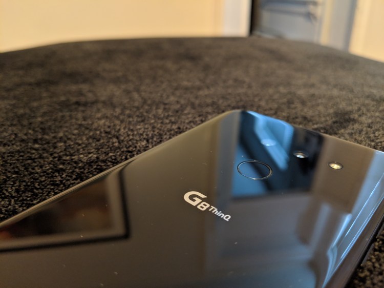 LG G8