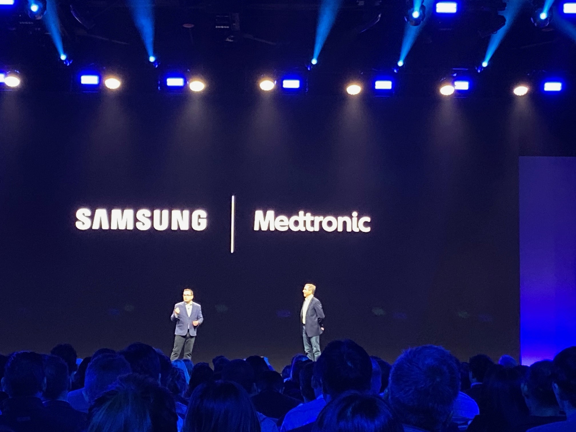 John Curtis of Samsung (left) and Eric Slee of Medtronic at SDC.