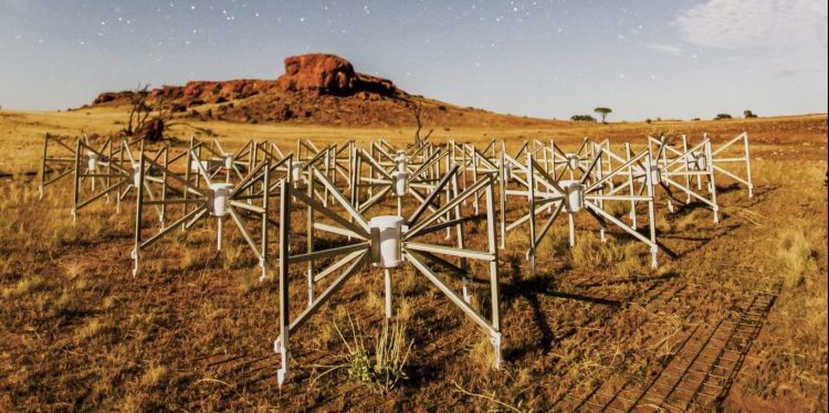 Murchison Widefield Array (WFA) radio telescopes, western Australia